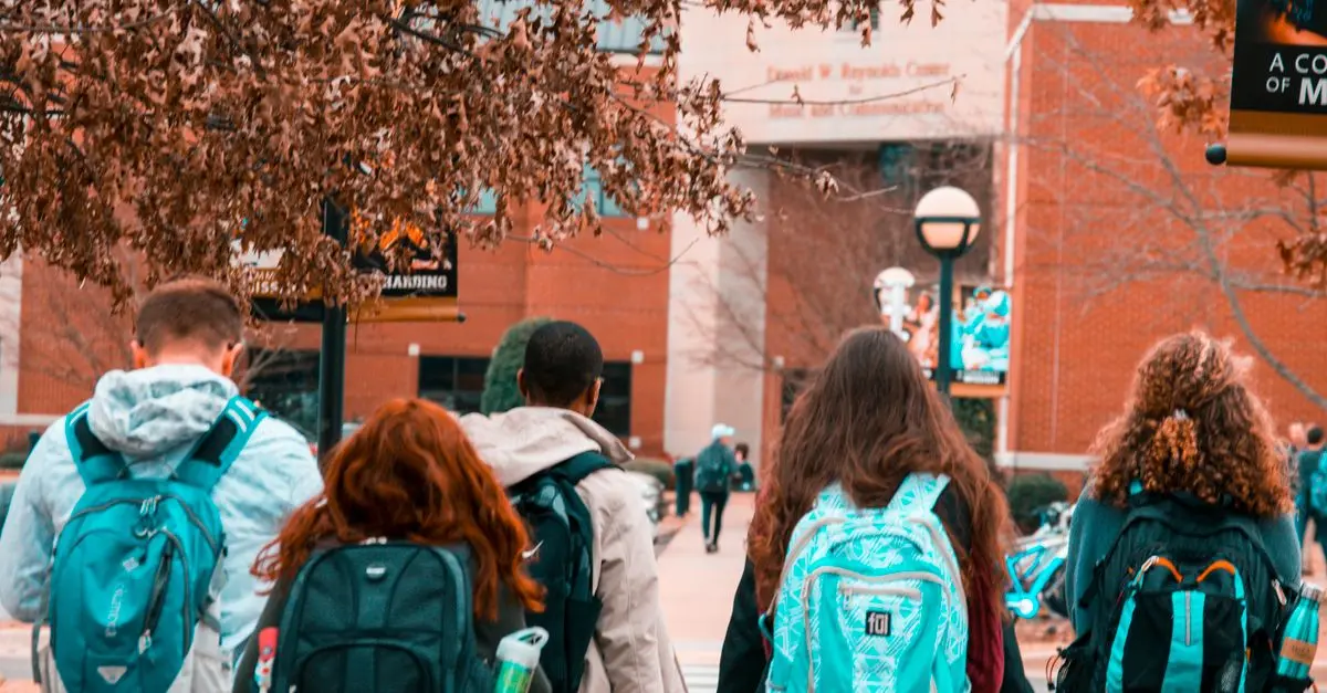 Cómo proteger la privacidad de los estudiantes en línea