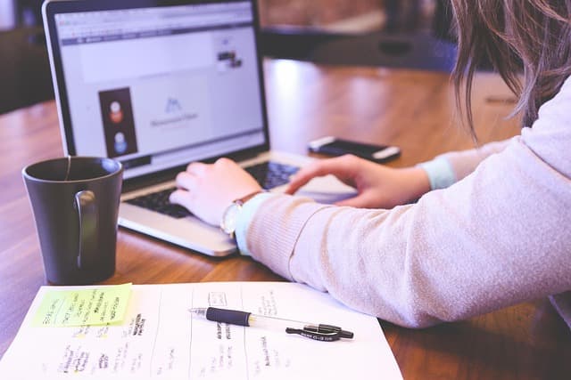 Los 10 errores más comunes en la educación digital y cómo evitarlos